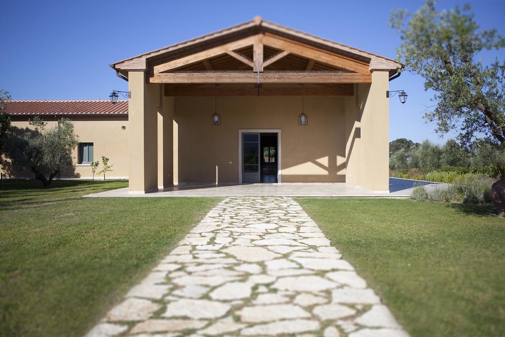 Tra Gli Ulivi, Chiappini Winery *